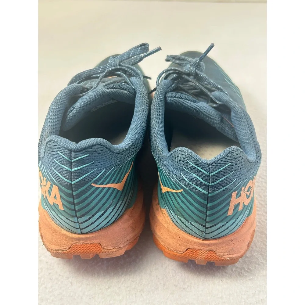 Hoka One One hoka one